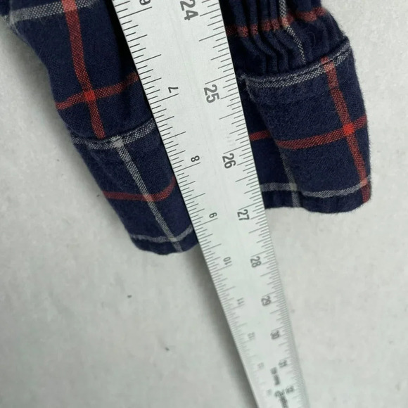 GAP Button Up Shirt Mens Sz L Navy Blue Red Plaid Standard Fit Collared Pockets - Picture 5 of 13